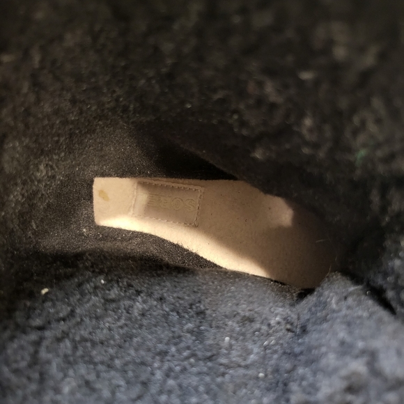 Sorel boots - Picture 10 of 10